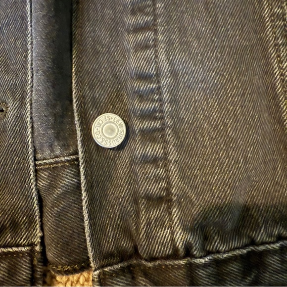 Levi's - Women’s Black Denim Jacket - Size Small - Picture 9 of 9